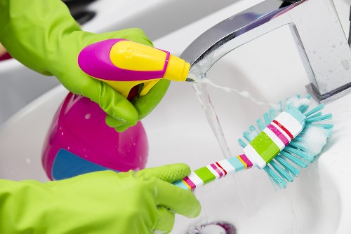 Local oven cleaner working in a Wandsworth property kitchen